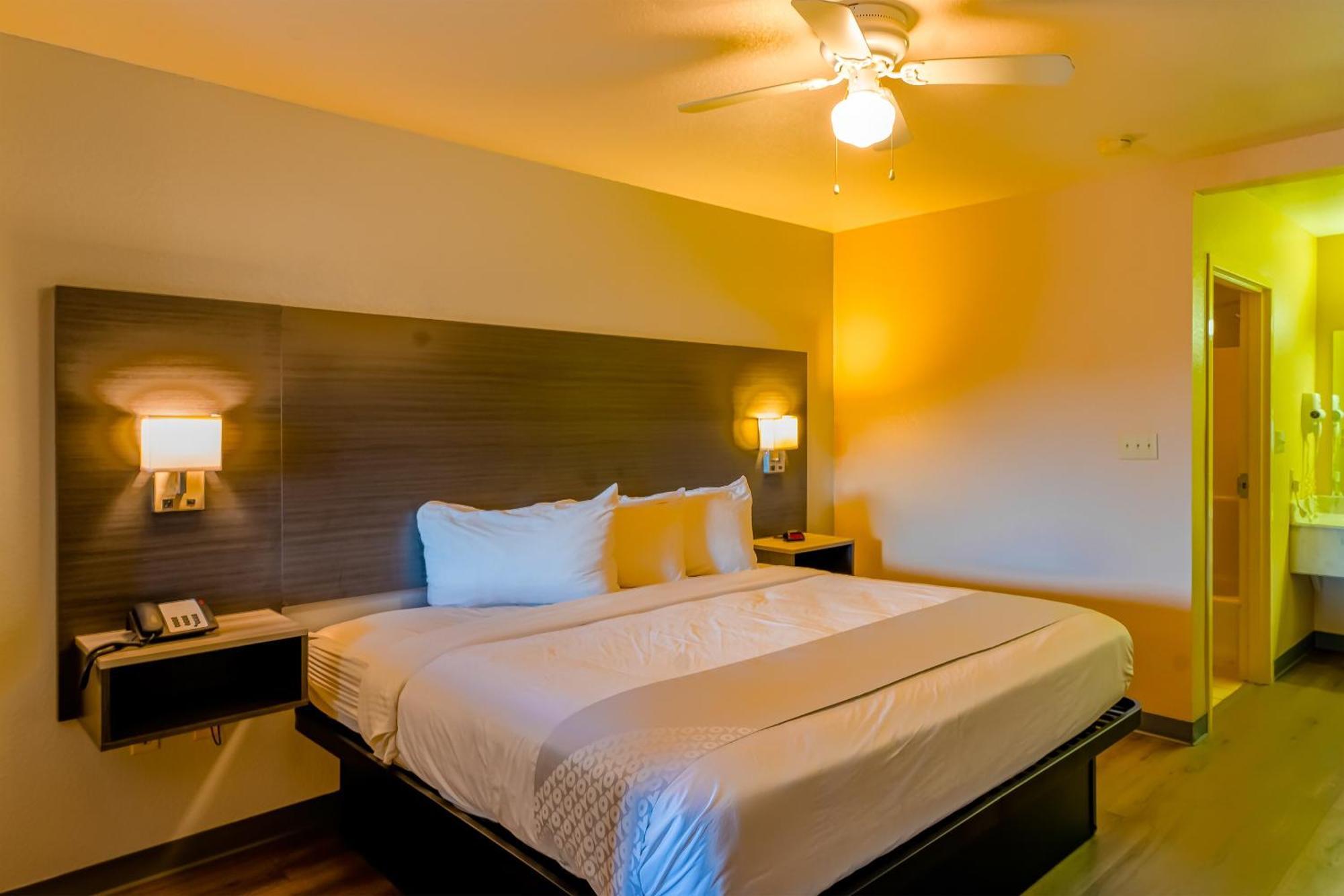 Oyo Hotel Yoakum West ภายนอก รูปภาพ