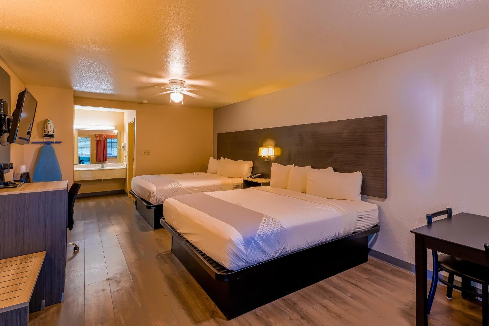Oyo Hotel Yoakum West ภายนอก รูปภาพ