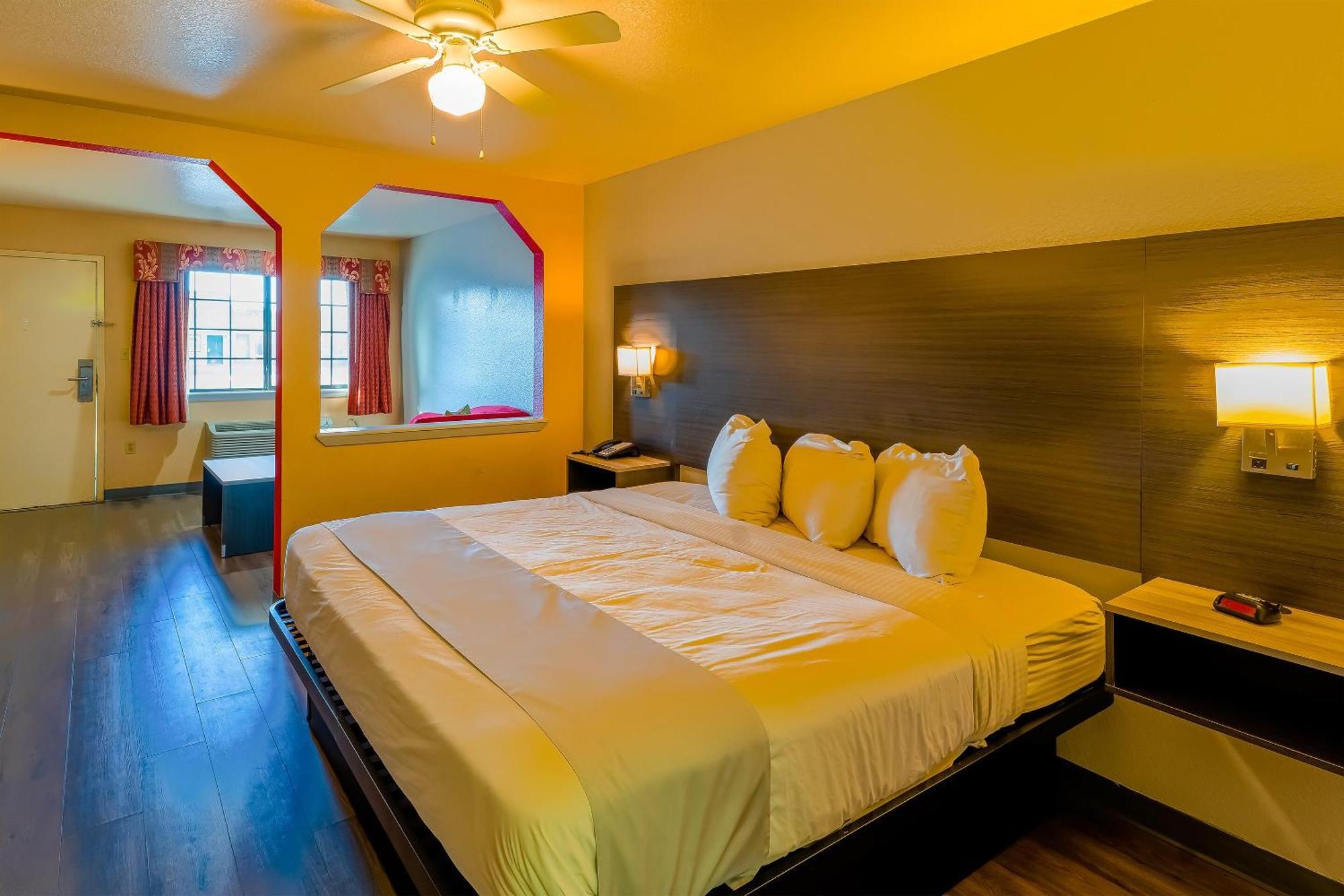 Oyo Hotel Yoakum West ภายนอก รูปภาพ