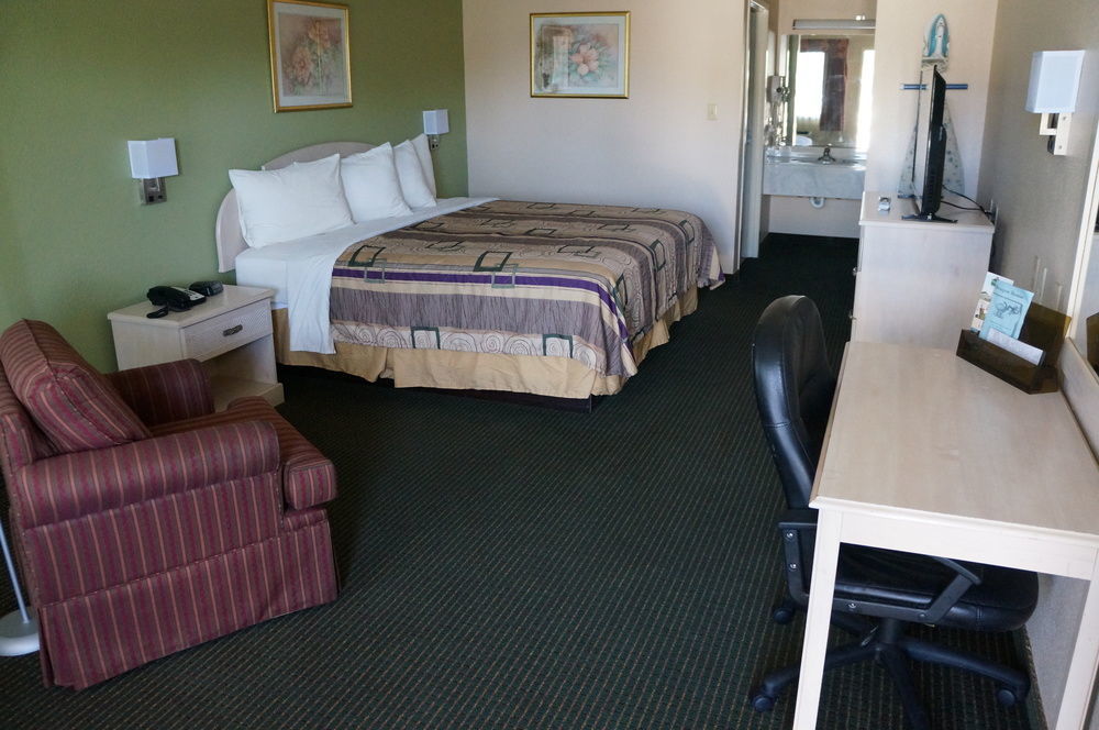 Oyo Hotel Yoakum West ภายนอก รูปภาพ